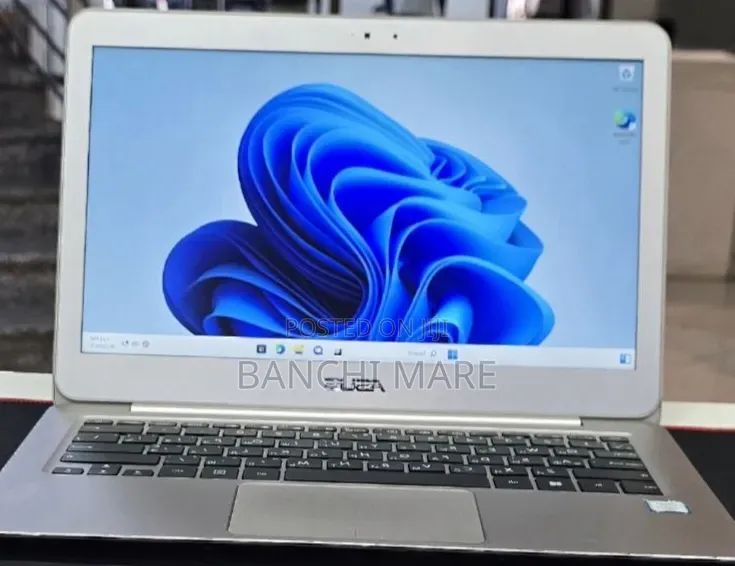 New Laptop Asus Vivobook 14 8GB Intel Core i5 SSD 256GB