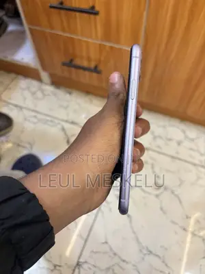 Apple iPhone 11 64 GB Purple