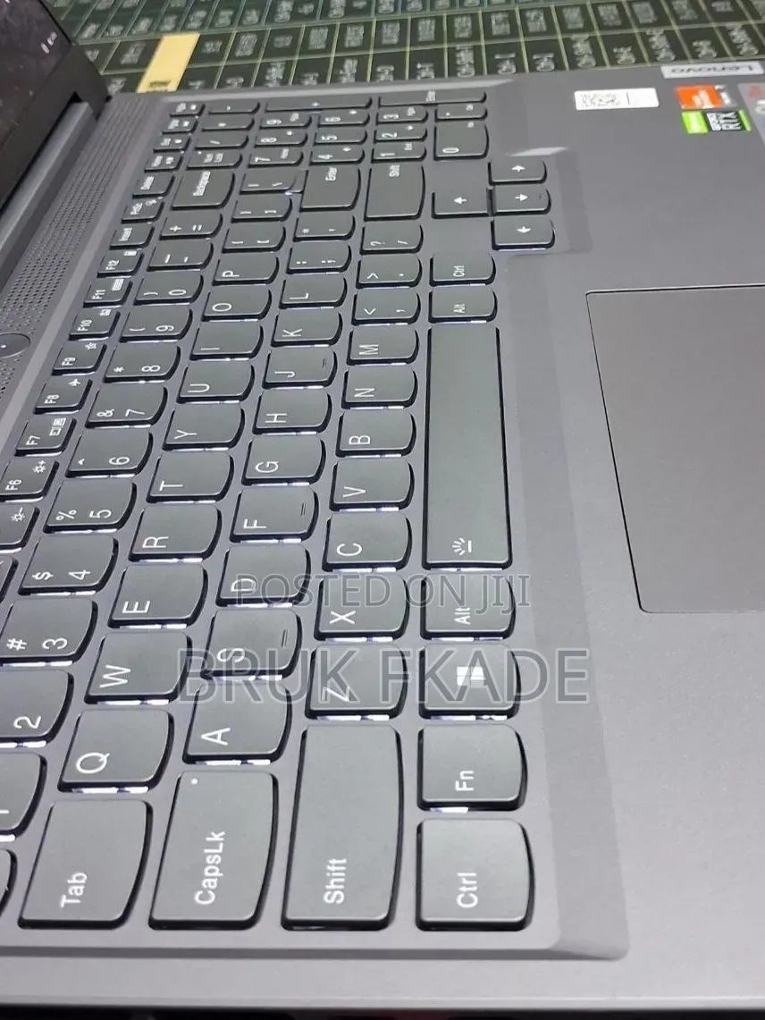 New Laptop Lenovo Legion 5 16GB AMD Ryzen 7 SSD 1T
