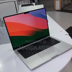 New Laptop Apple MacBook Pro 2024 M4 16GB Apple M4 SSD 512GB