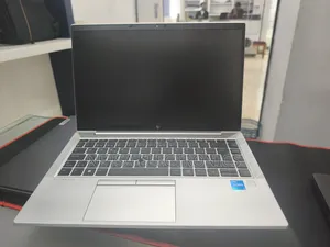 New Laptop HP EliteBook 840 G8 16GB Intel Core i5 SSD 512GB