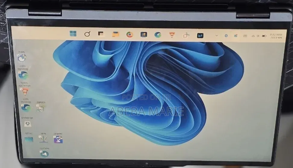 New Laptop Lenovo Yoga 9 16GB Intel Core Ultra 5 SSD 512GB