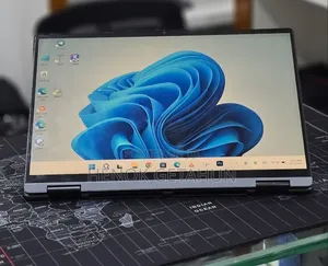 New Laptop Lenovo ThinkPad Yoga 16GB Intel Core Ultra 5 SSD 512GB