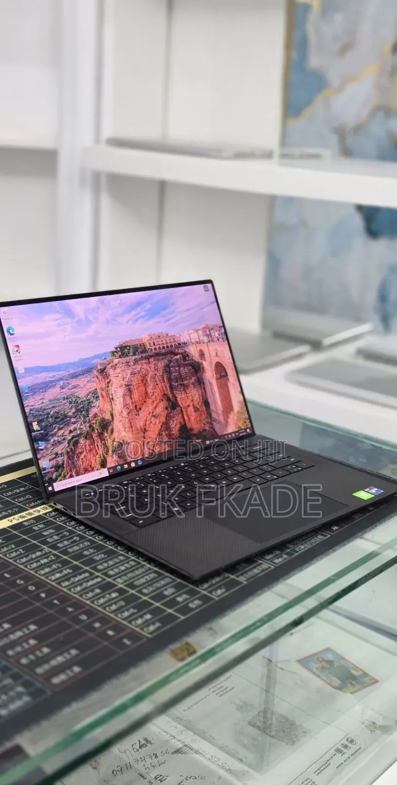 New Laptop Dell Precision 5560 16GB Intel Core i9 SSD 512GB