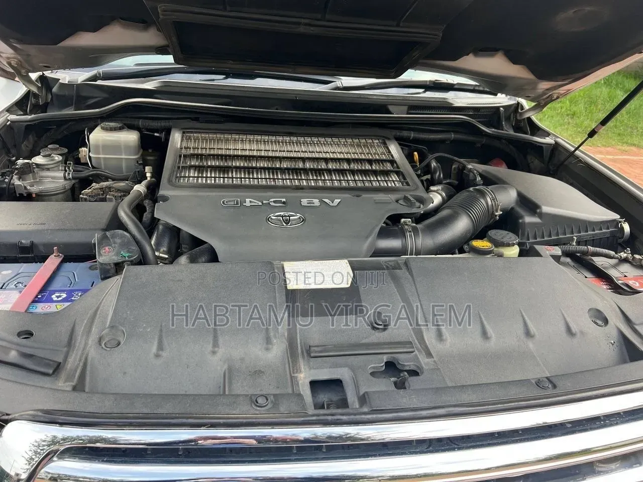Toyota Land Cruiser 2010 Silver