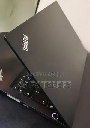 New Laptop Lenovo ThinkPad E14 Gen 4 16GB Intel Core i5 SSD 512GB