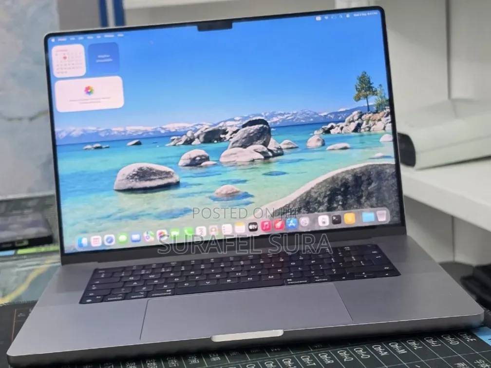 New Laptop Apple MacBook Pro 2021 M1 32GB Apple M1 Pro SSD 512GB