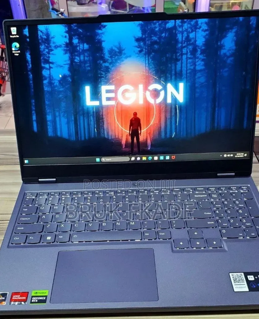 New Laptop Lenovo Legion 5 16GB AMD Ryzen 7 SSD 512GB