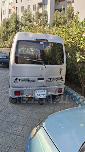 Suzuki Every Wagon 2012 Gray