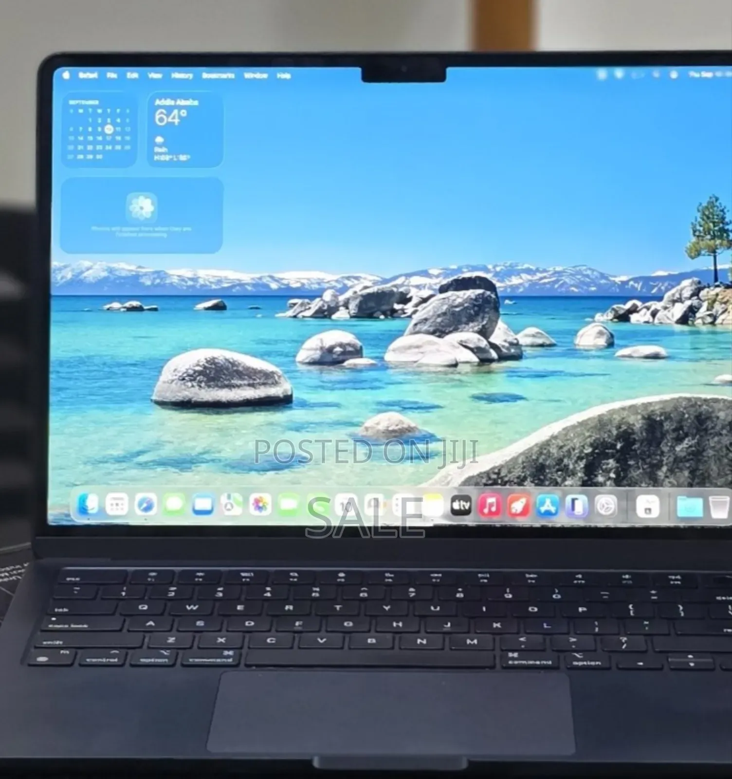 New Laptop Apple MacBook Air 2022 M2 16GB Apple M2 SSD 256GB