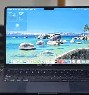 New Laptop Apple MacBook Air 2022 M2 16GB Apple M2 SSD 256GB
