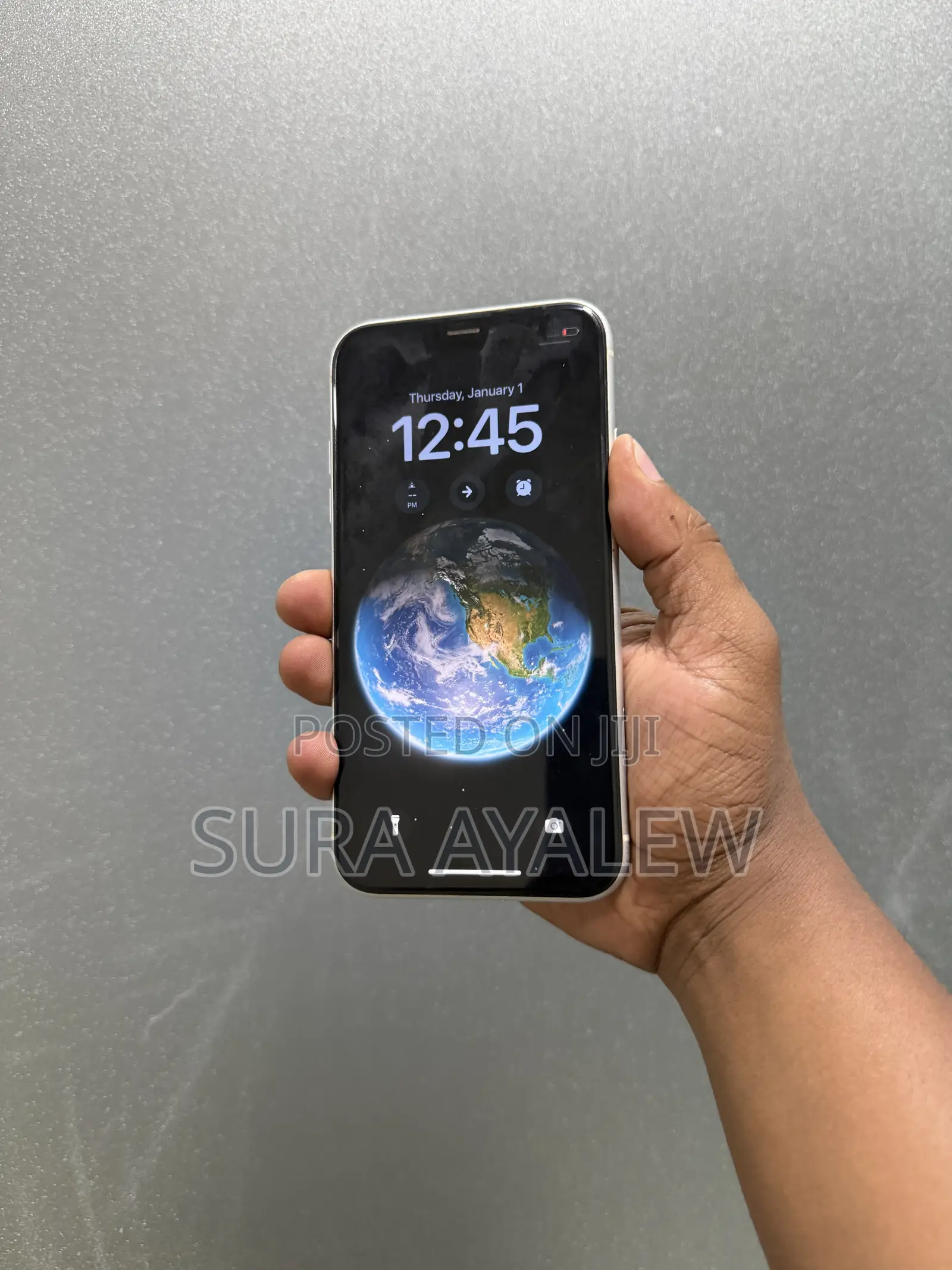 Apple iPhone XR 64 GB White
