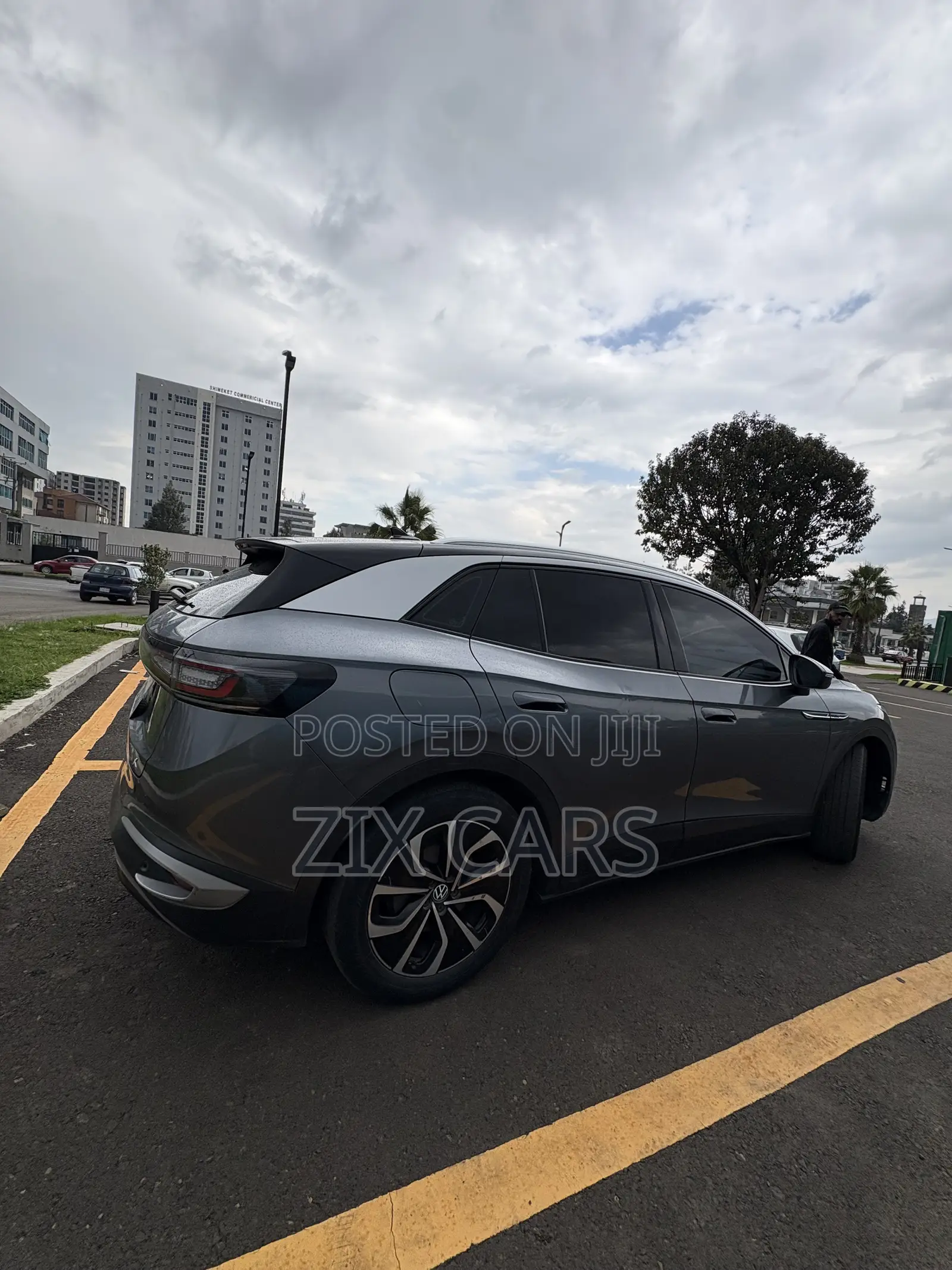 Volkswagen ID.4 2022 Gray