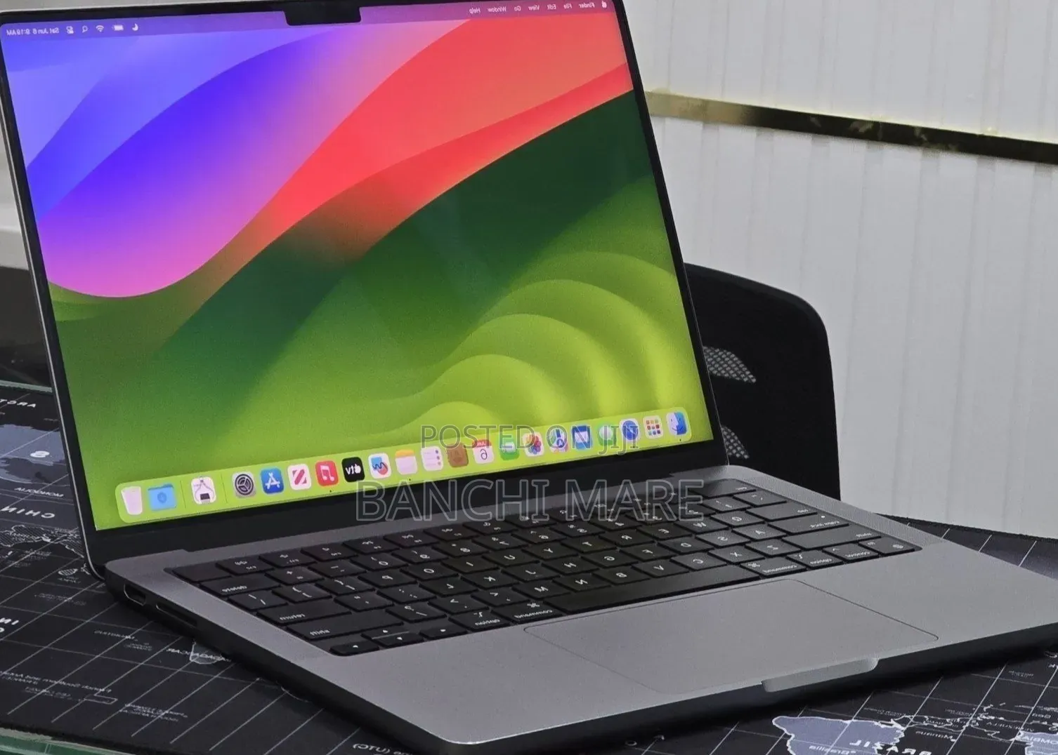 New Laptop Apple MacBook Pro 2023 M3 8GB Apple M3 SSD 512GB