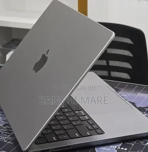 New Laptop Apple MacBook Pro 2023 M3 8GB Apple M3 SSD 512GB