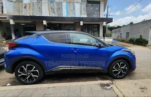Toyota C-HR 2021