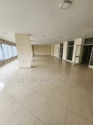 Prime 400 SQM Office Space | Modern Spacious