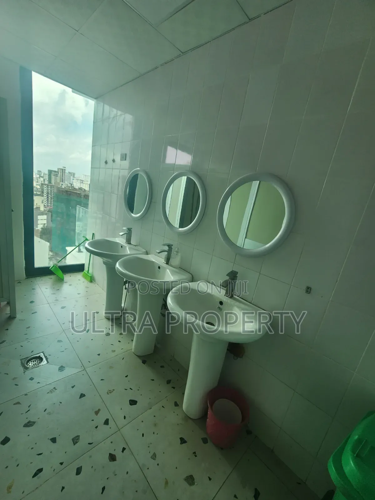 340 SQM Premium Office Space | Prime Location