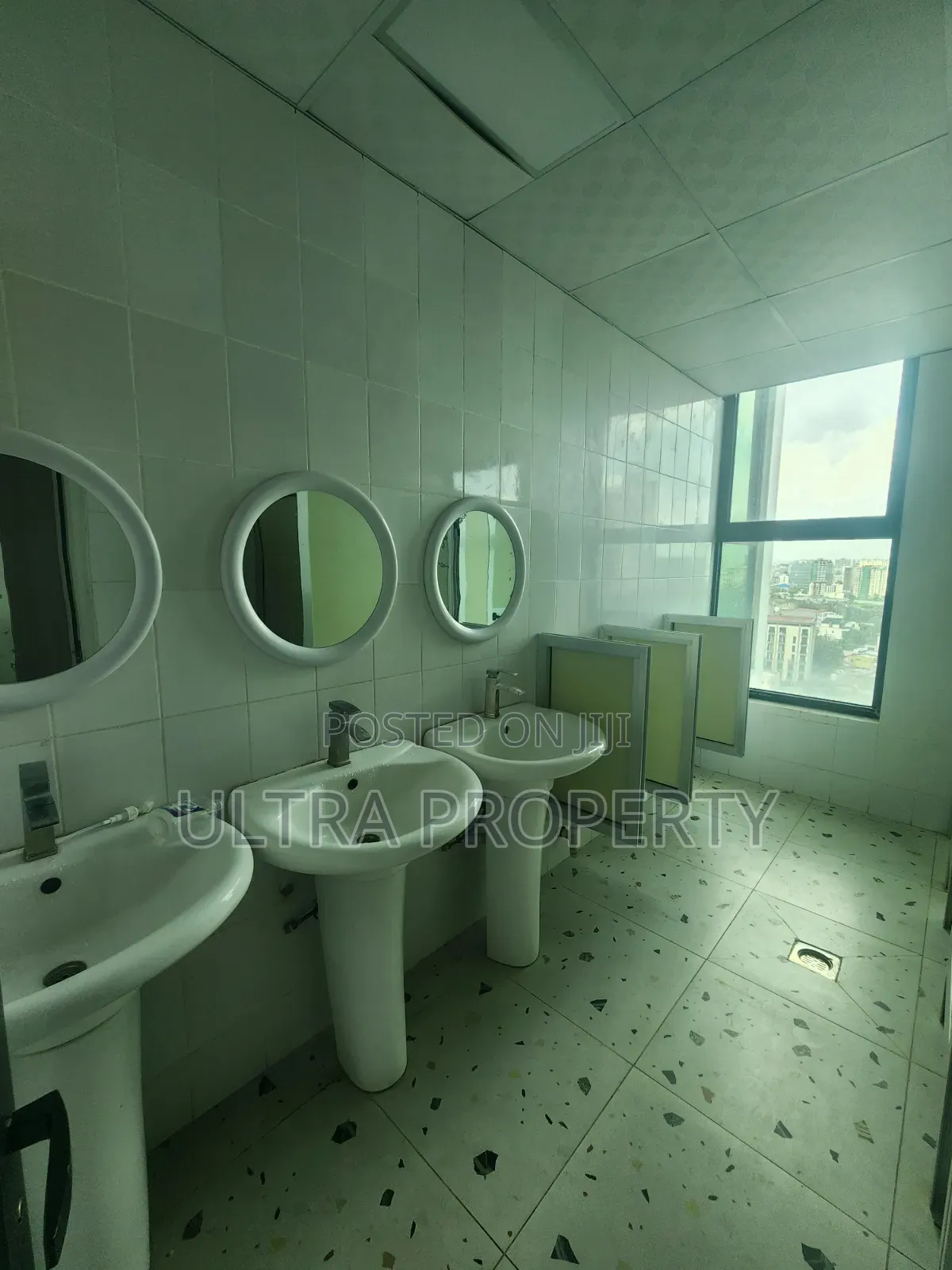340 SQM Premium Office Space | Prime Location
