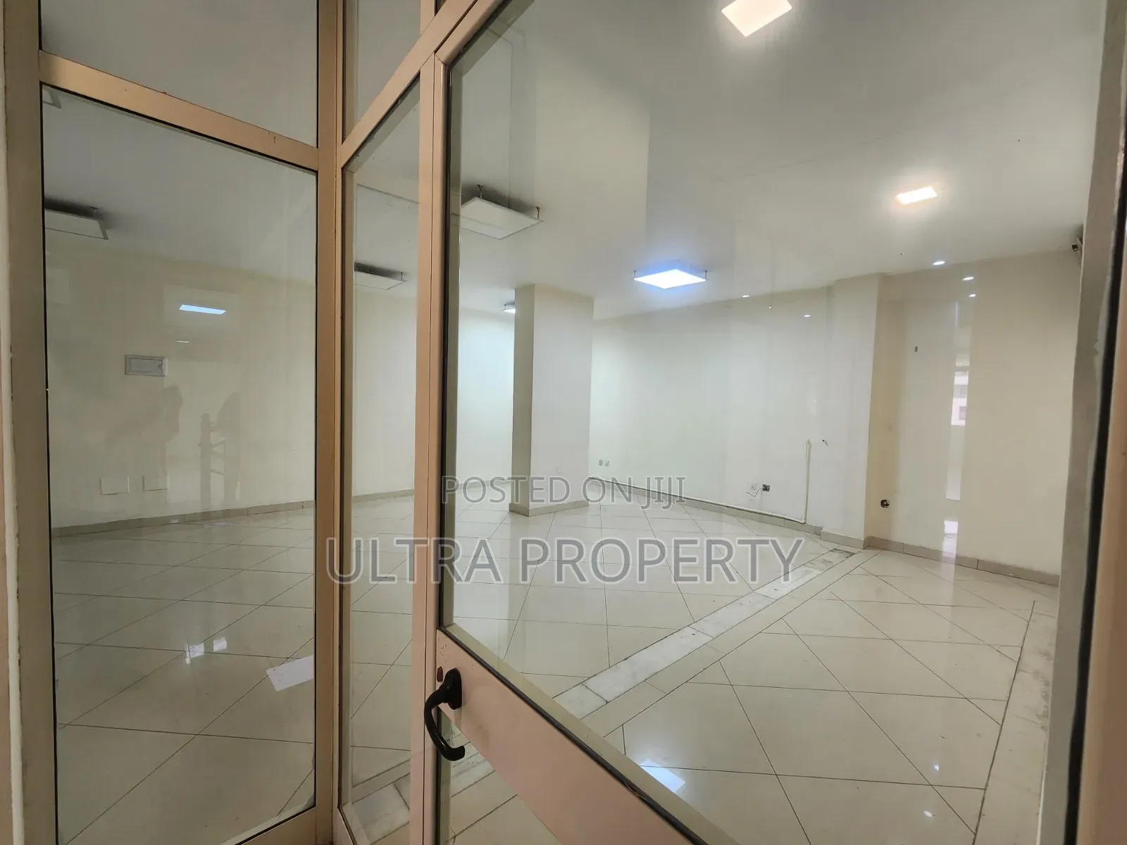 340 SQM Full-Floor Office | Prime Location