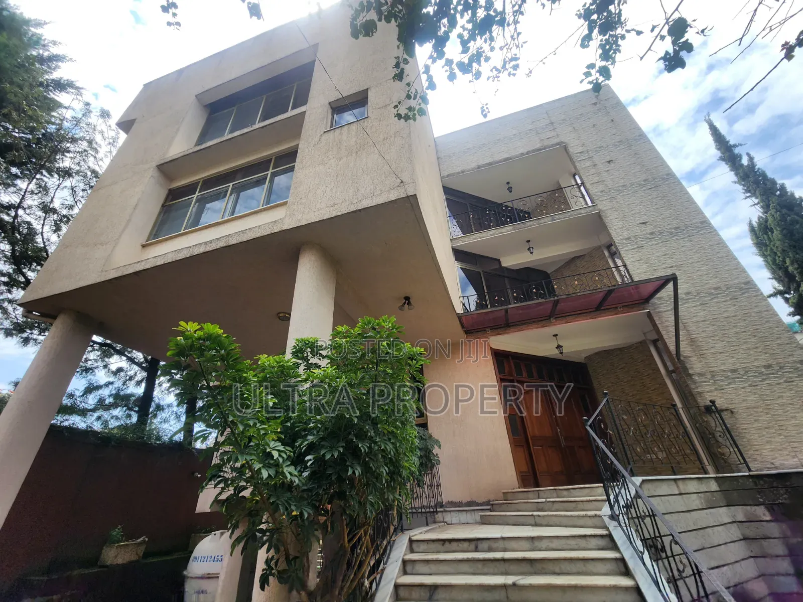 5bdrm House in Bole for rent