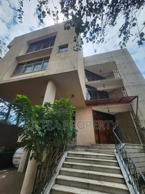 5bdrm House in Bole for rent
