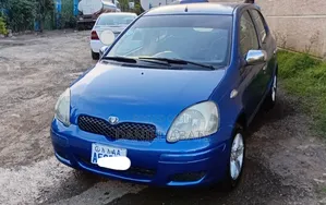 Toyota Vitz 2002 Blue