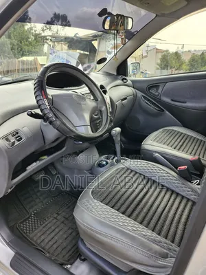 Toyota Vitz 2002 Blue