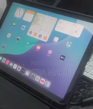 New Apple iPad (2022) 64 GB