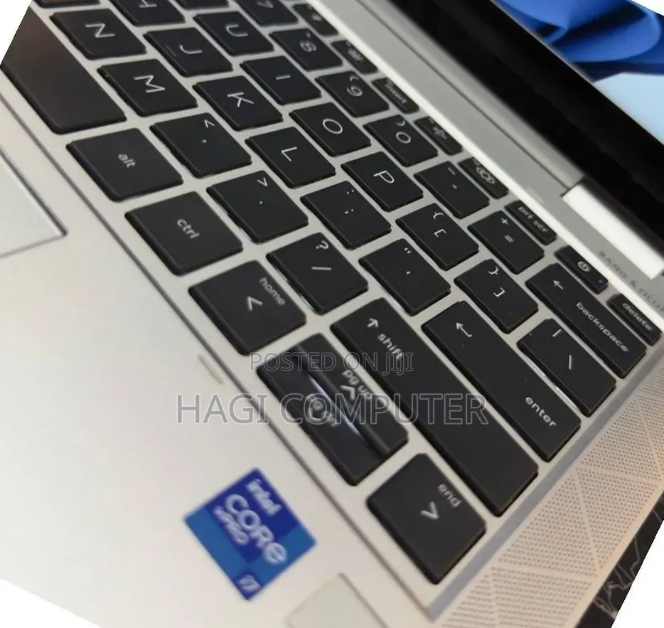 New Laptop HP EliteBook 830 G8 16GB Intel Core i7 SSD 512GB