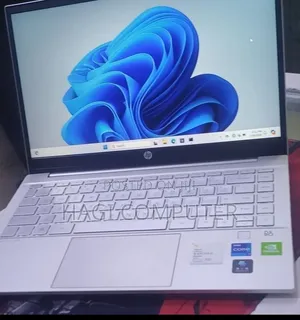 New Laptop HP Pavilion 14 16GB Intel Core i7 SSD 512GB