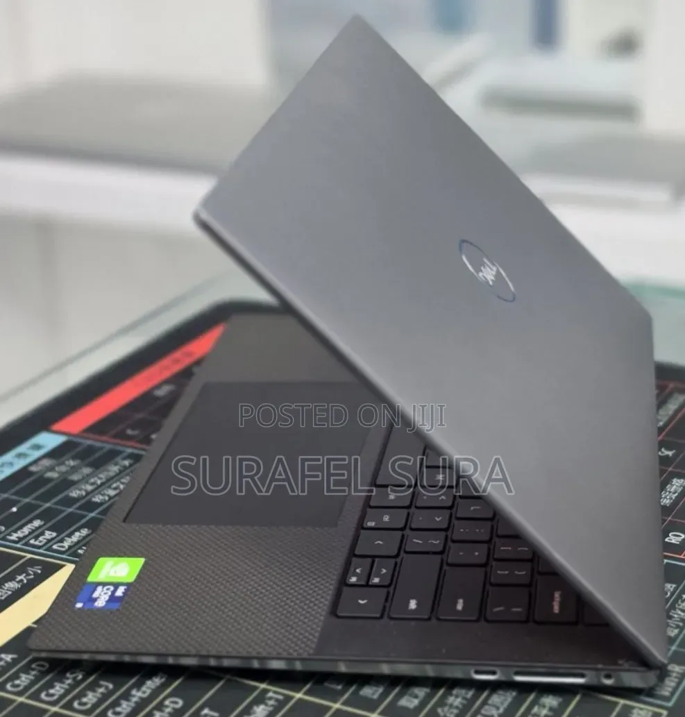 New Laptop Dell Precision 5560 16GB Intel Core i9 SSD 512GB