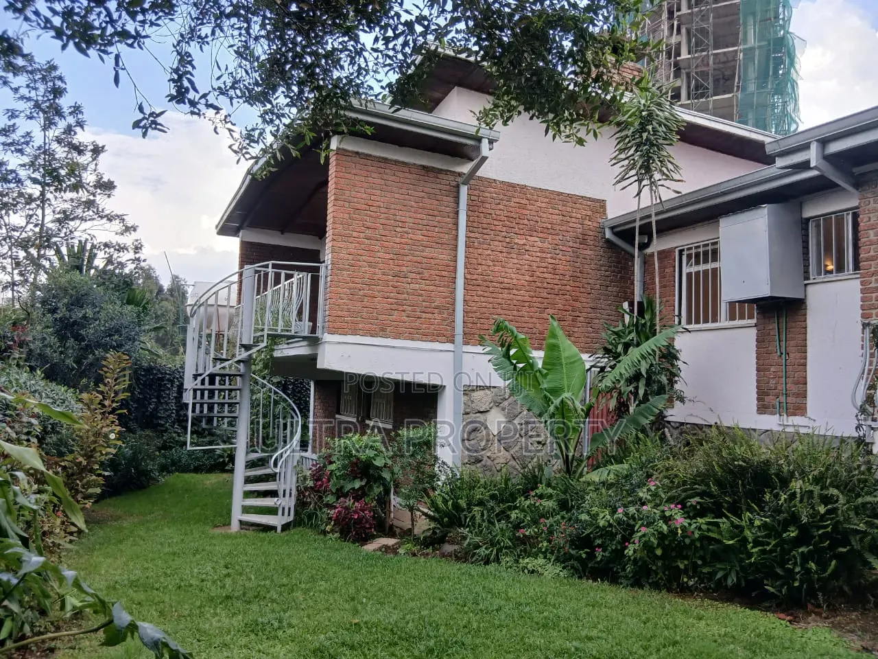 4bdrm House in Bole for rent
