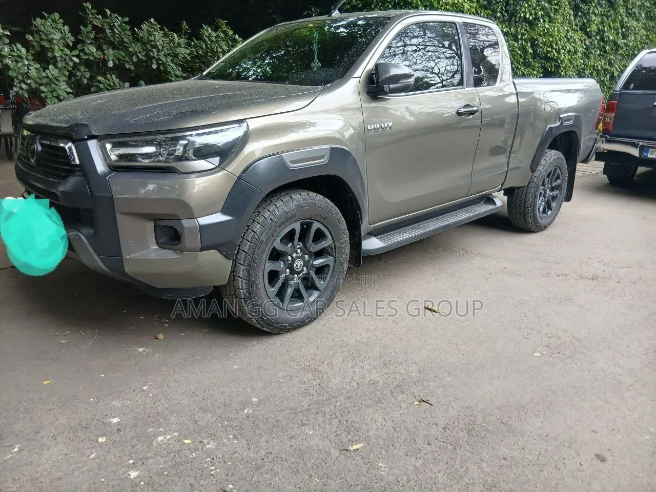 Toyota Hilux 2021 Maroon