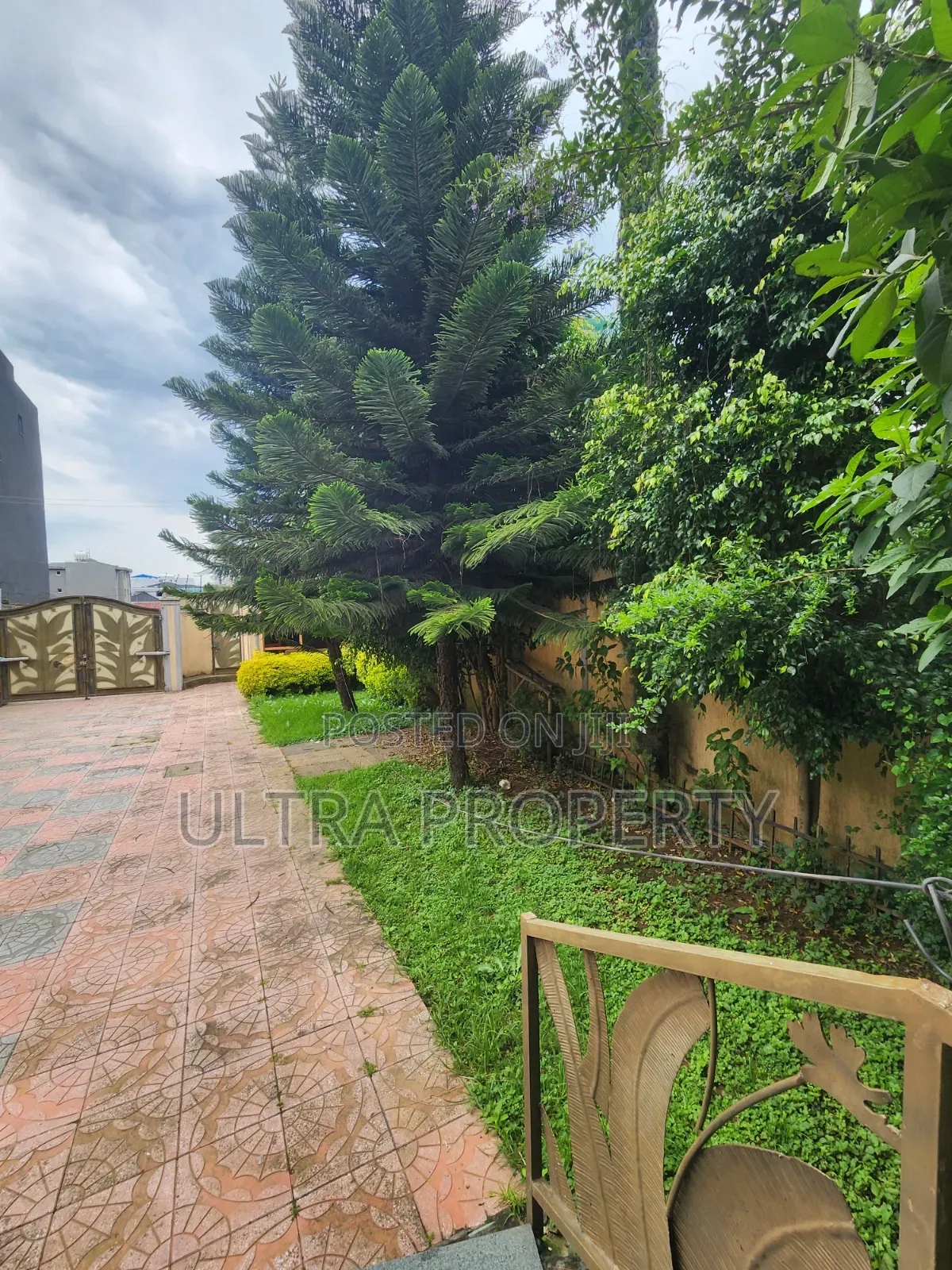 4bdrm House in Bole for rent