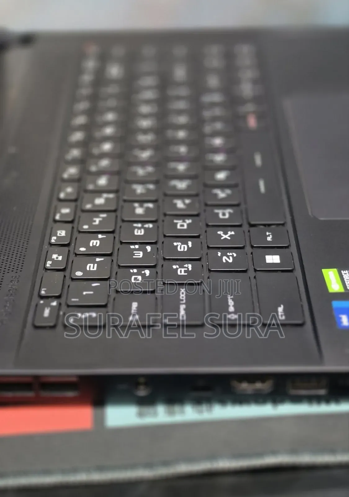 New Laptop MSI Creator 17 B11UE-224 32GB Intel Core i7 SSD 1T