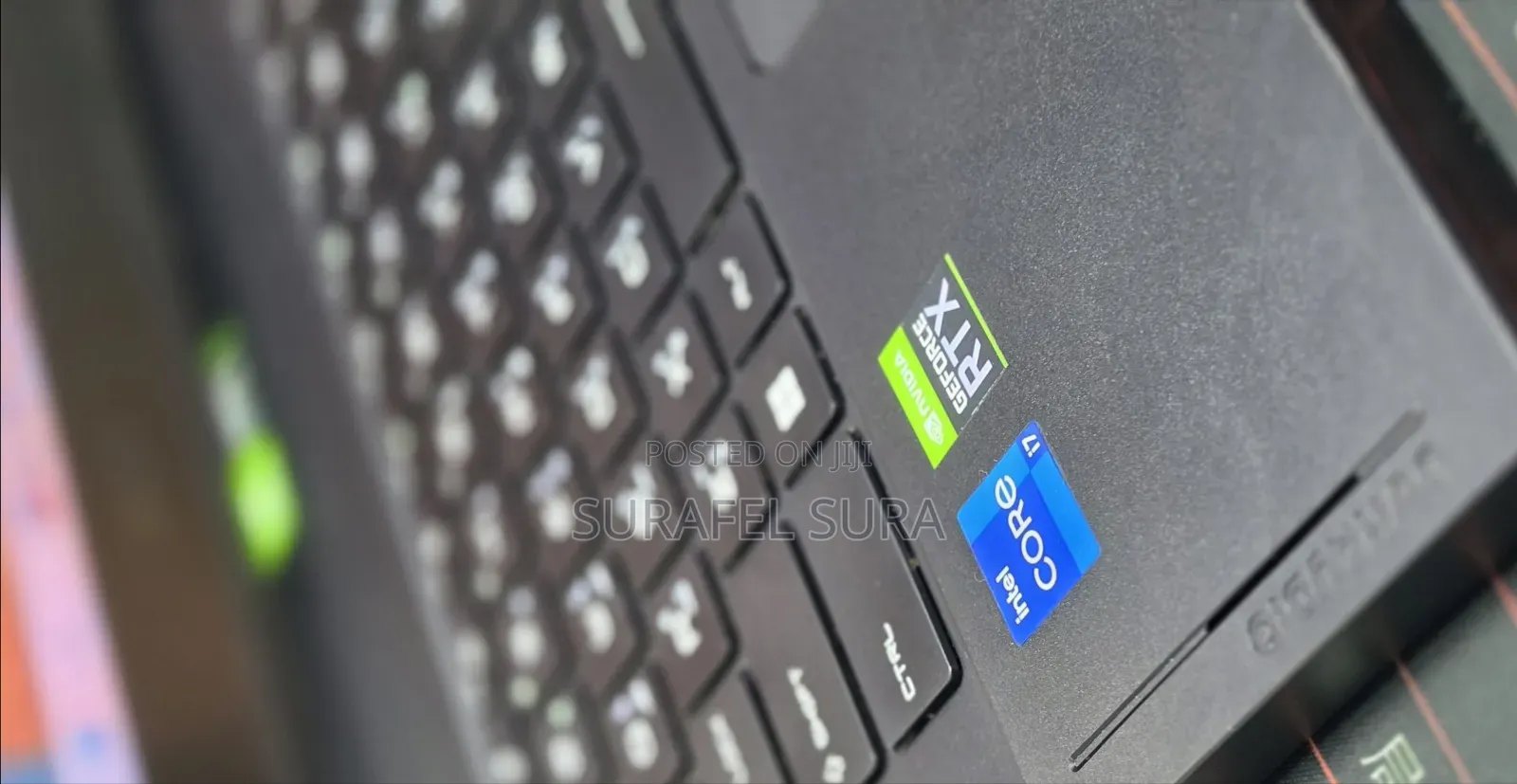 New Laptop MSI Creator 17 B11UE-224 32GB Intel Core i7 SSD 1T