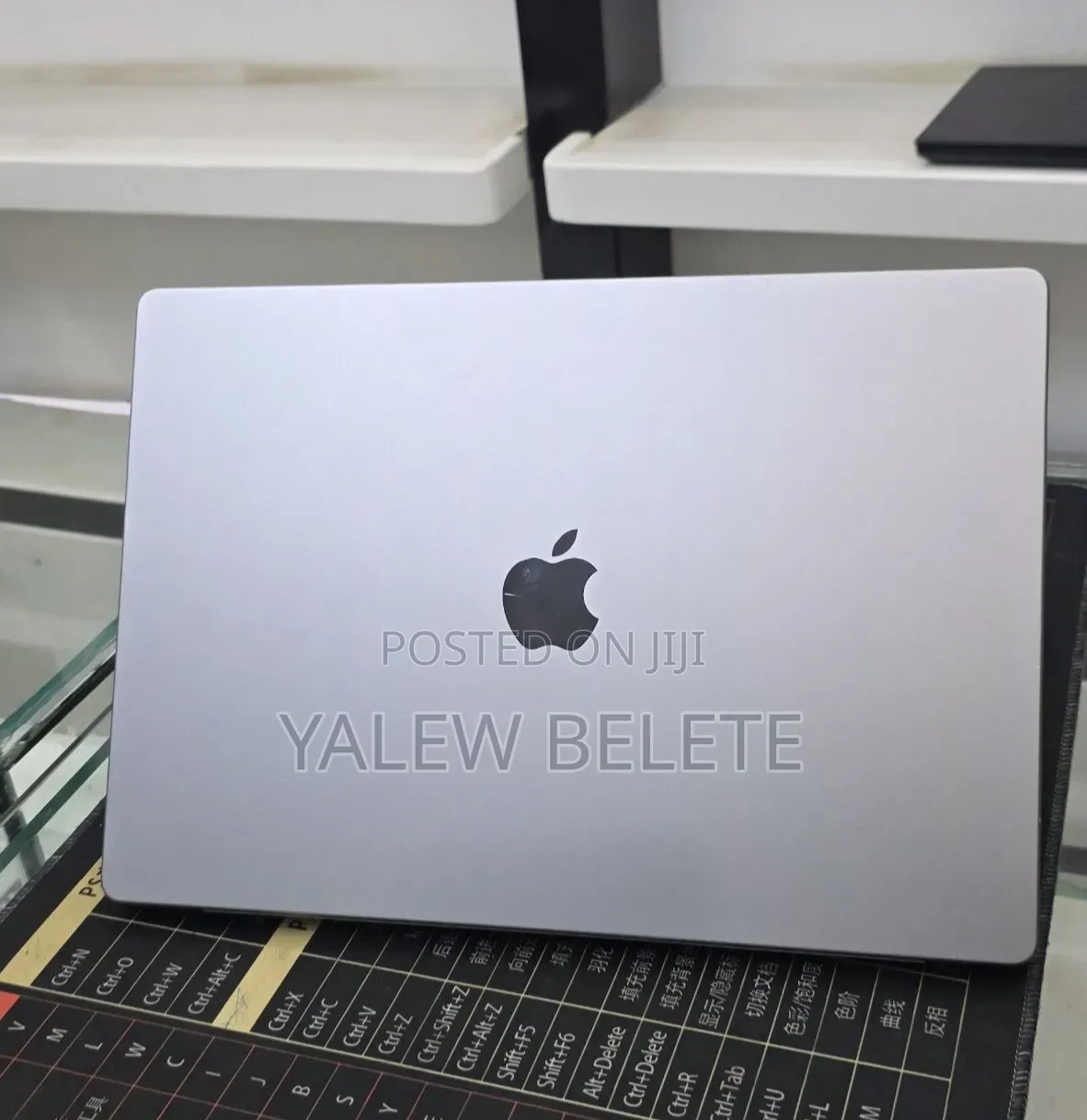 New Laptop Apple MacBook Pro 32GB Apple M1 Max SSD 1T