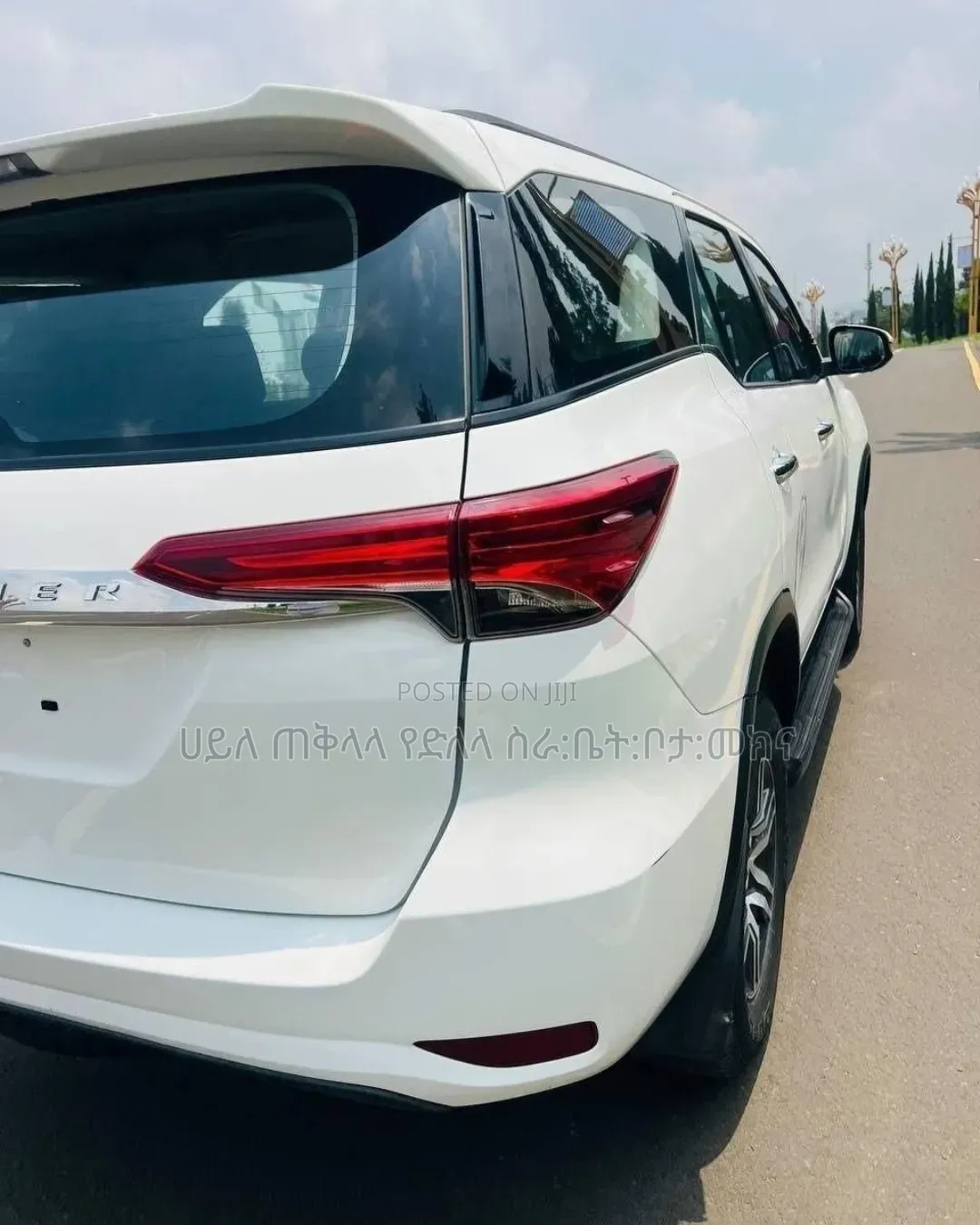 Toyota Fortuner 2023 White