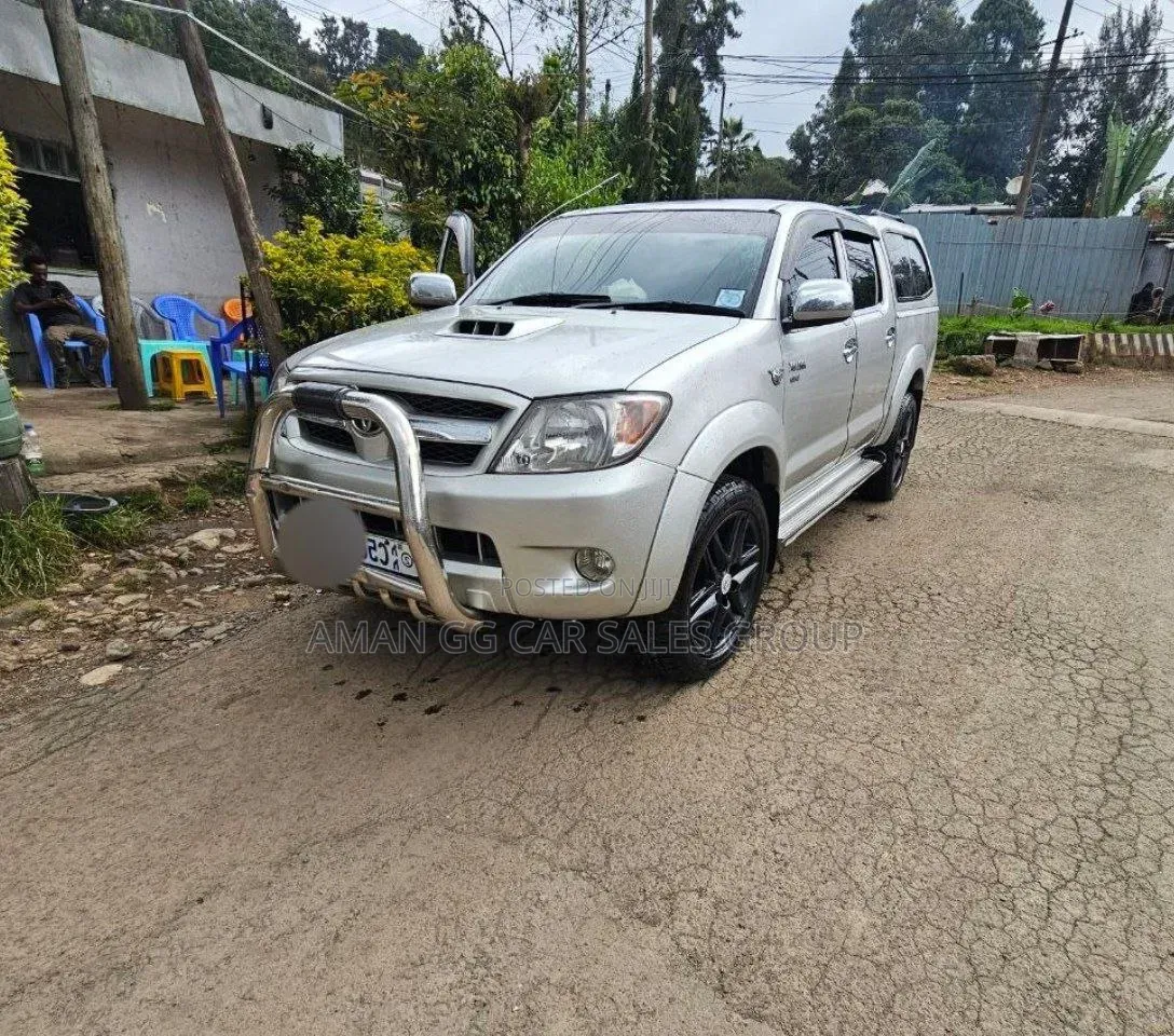 Toyota Hilux 2008 Silver