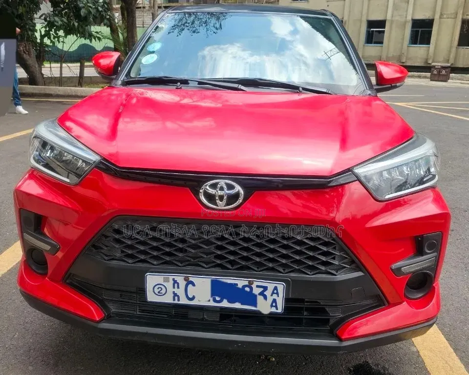 Toyota Raize 2022 Red