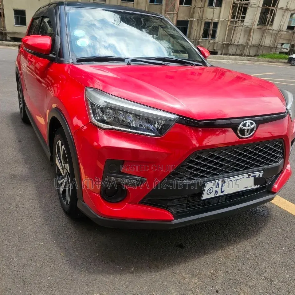 Toyota Raize 2022 Red