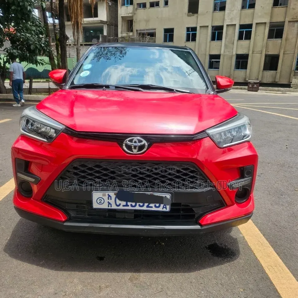 Toyota Raize 2022 Red