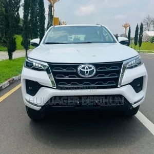 New Toyota Fortuner 2023 White