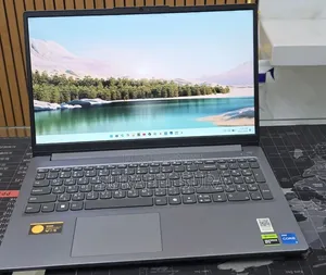 New Laptop Lenovo LOQ 15ARP9 12GB Intel Core i5 SSD 512GB