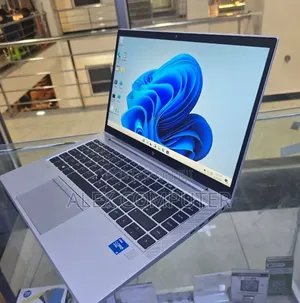 New Laptop HP EliteBook 840 G8 16GB Intel Core i5 SSD 512GB