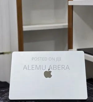 New Laptop Apple MacBook Air 2026 M5 16GB Apple M5 SSD 512GB