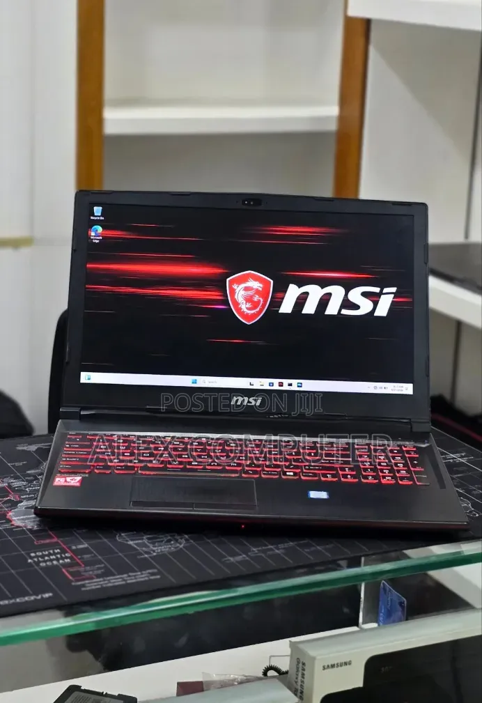 New Laptop MSI GP75 Leopard 16GB Intel Core i7 HDD+SSD 1T