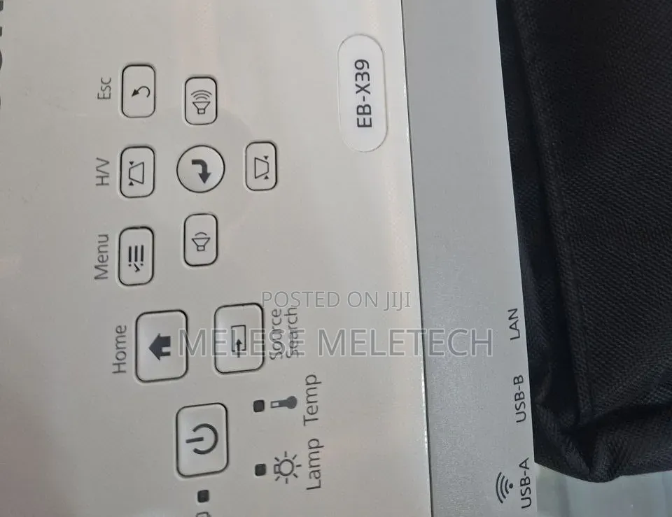 EEpson E-X39 Projector