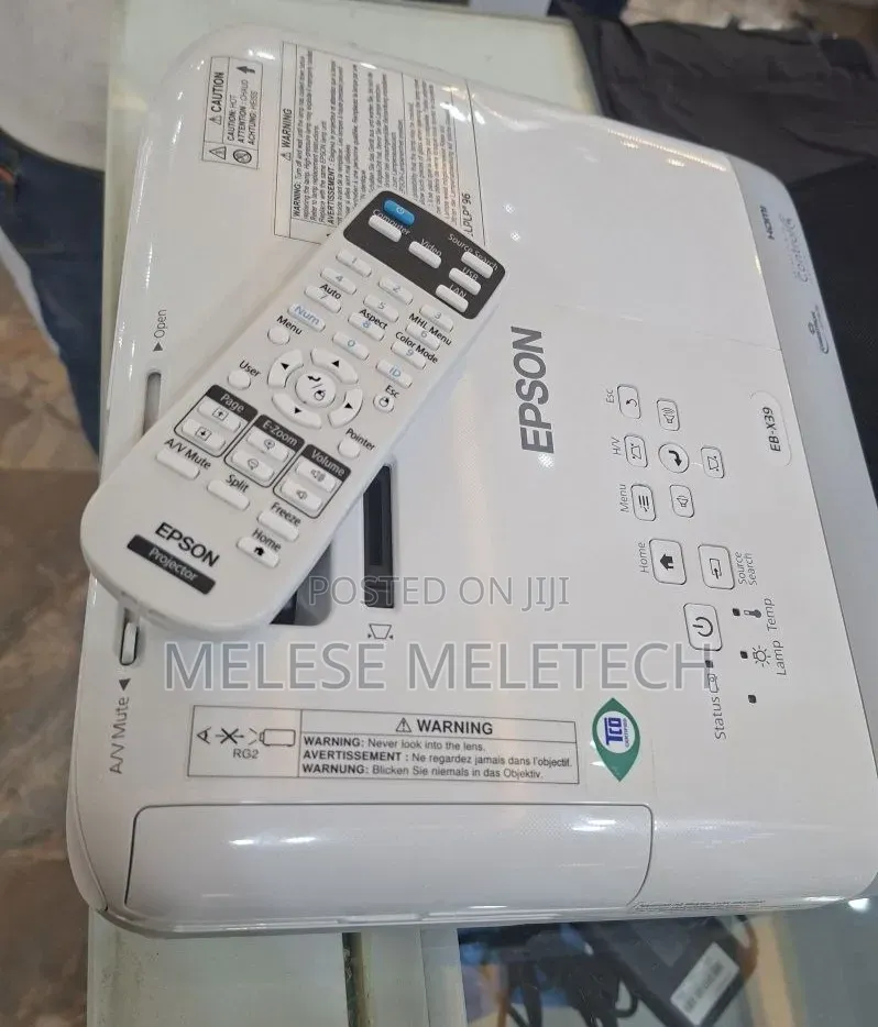 EEpson E-X39 Projector